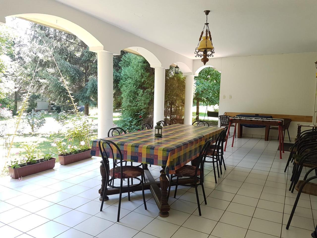 Fertodi Kuria Vendeghaz Hotel Exterior photo
